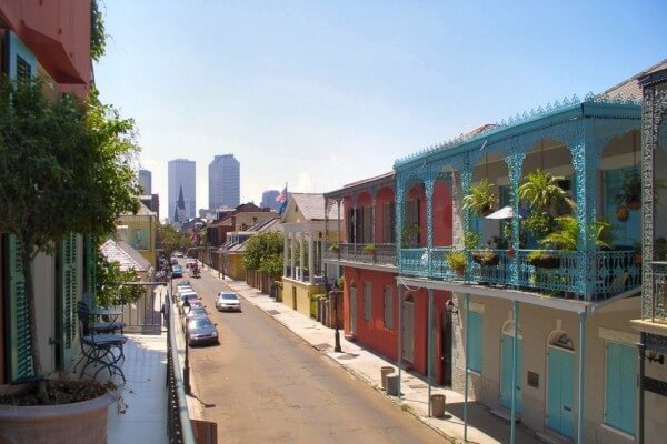 chartres-street-nouvelle-orleans